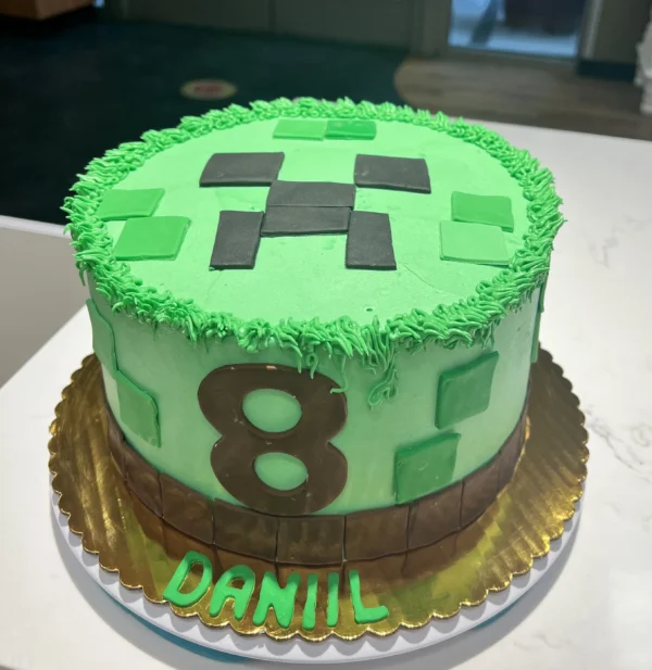 Minecraft Cake