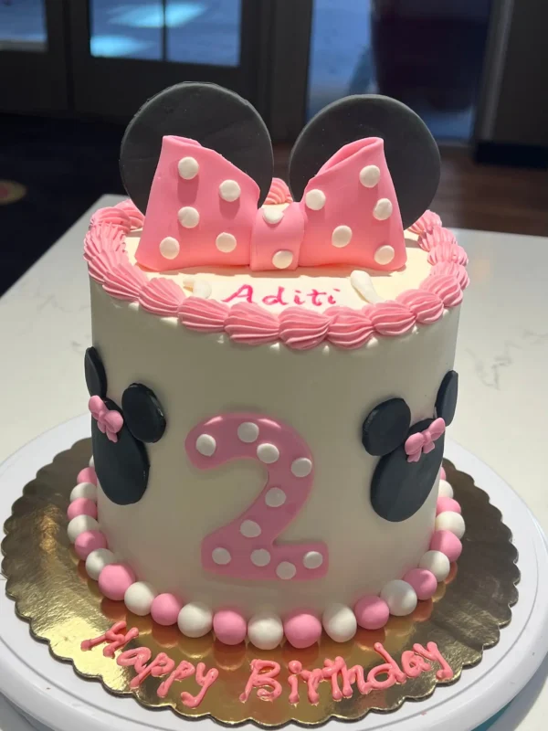 Minnie Mouse Cake